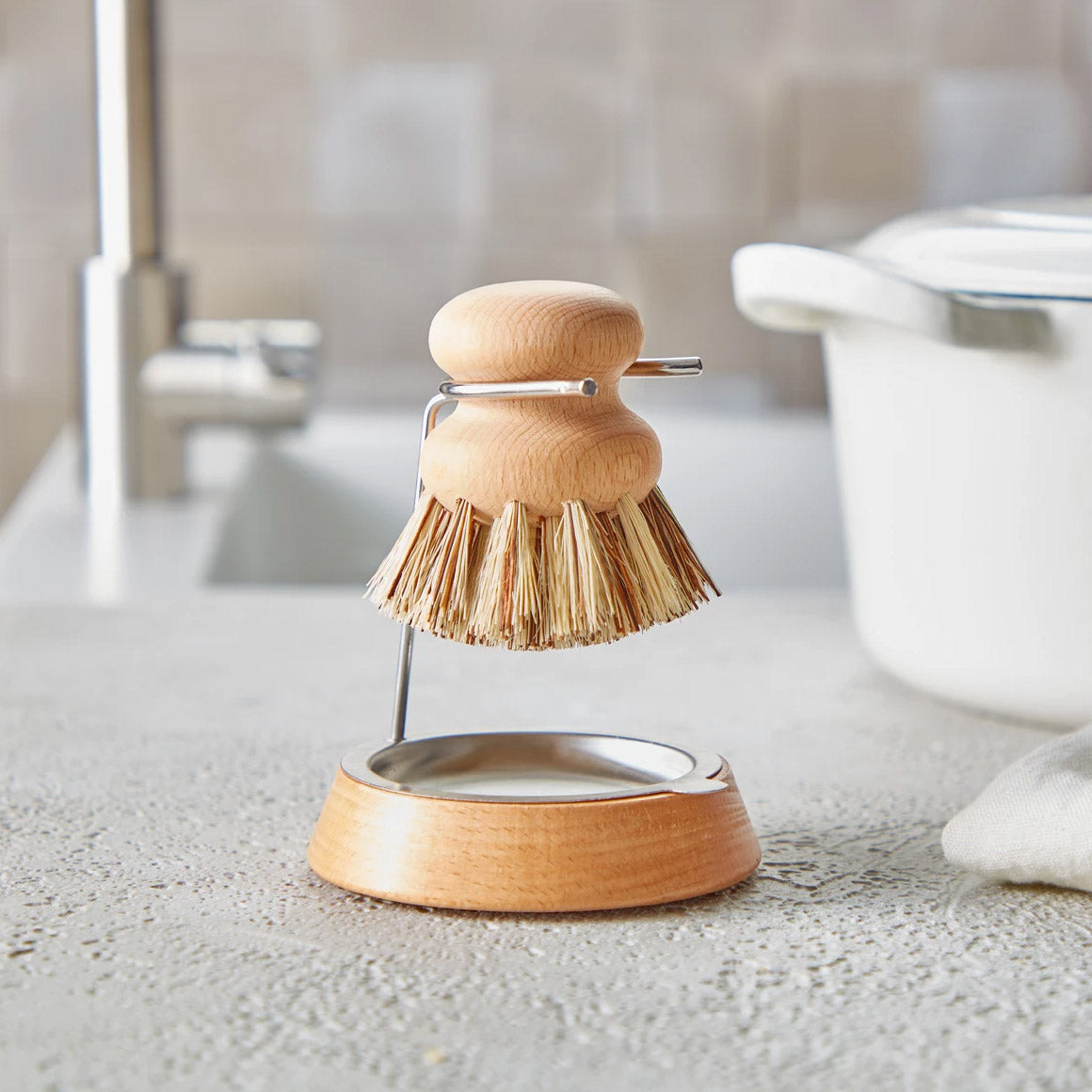 Pot Brush Holder / Stand