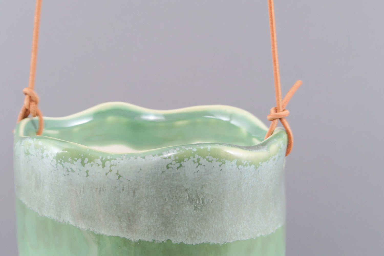 Wave Hanging Pot