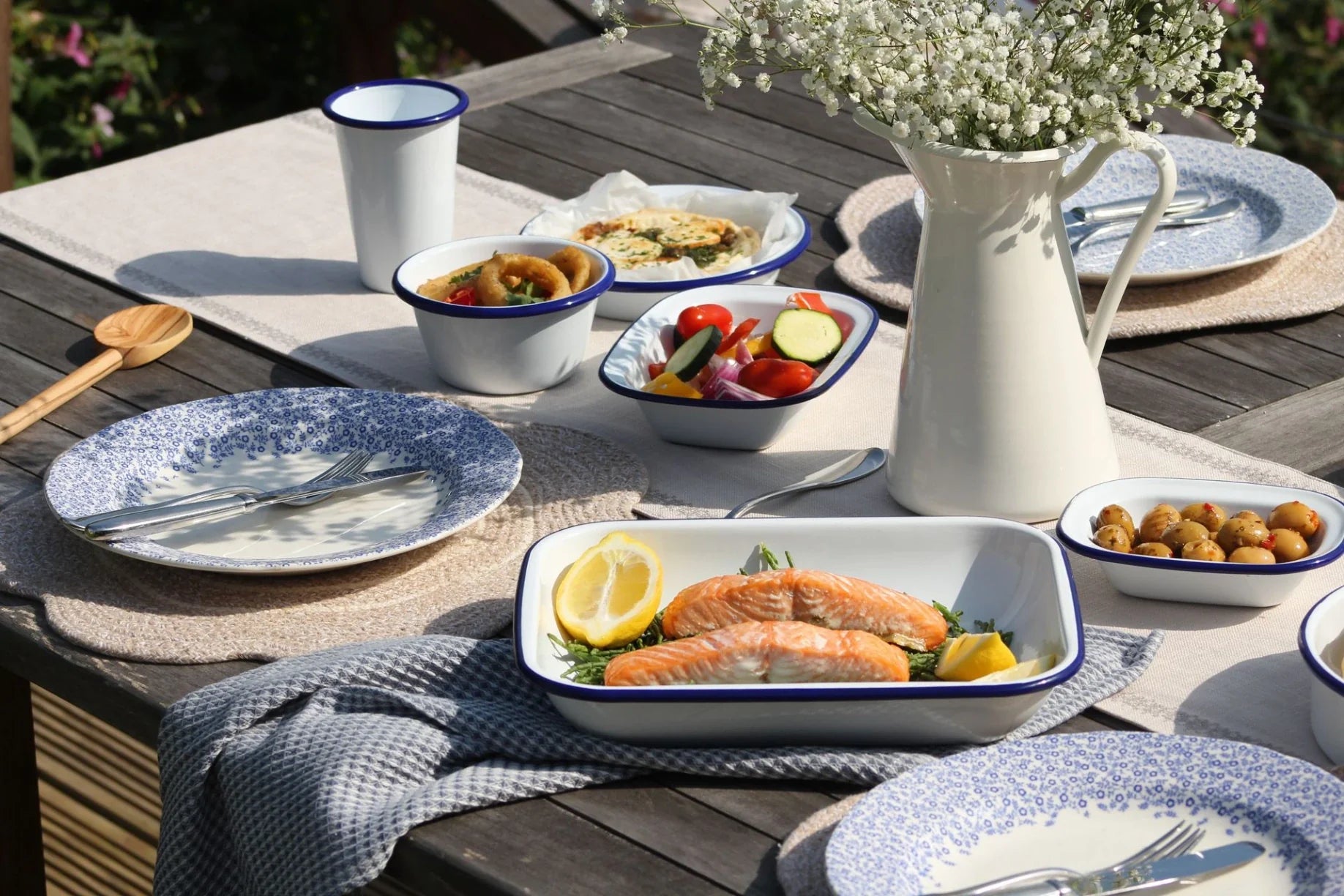 Falcon Housewares vs Falcon Enamelware: What's the Difference?
