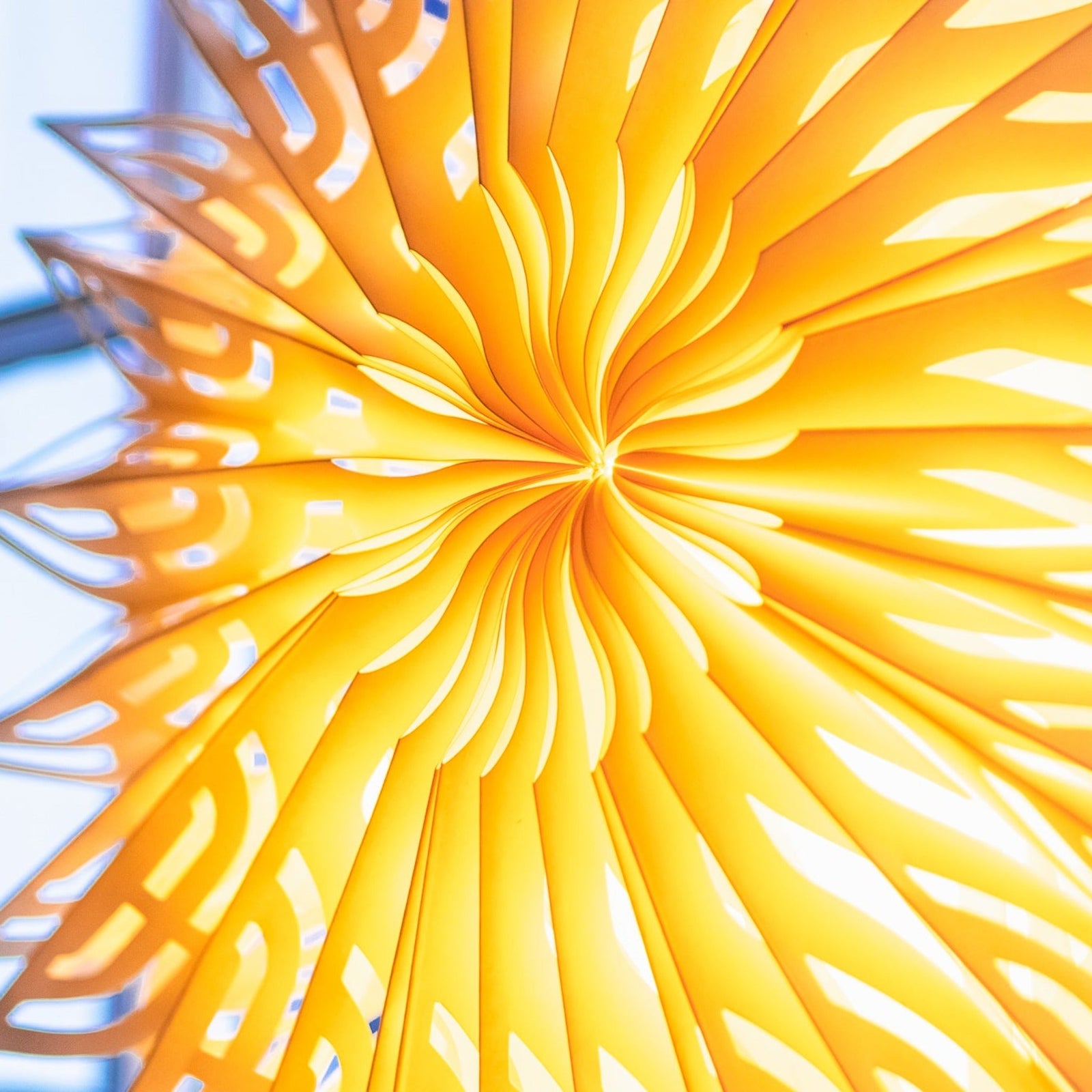 Paper Star Lampshade - Sunrise White