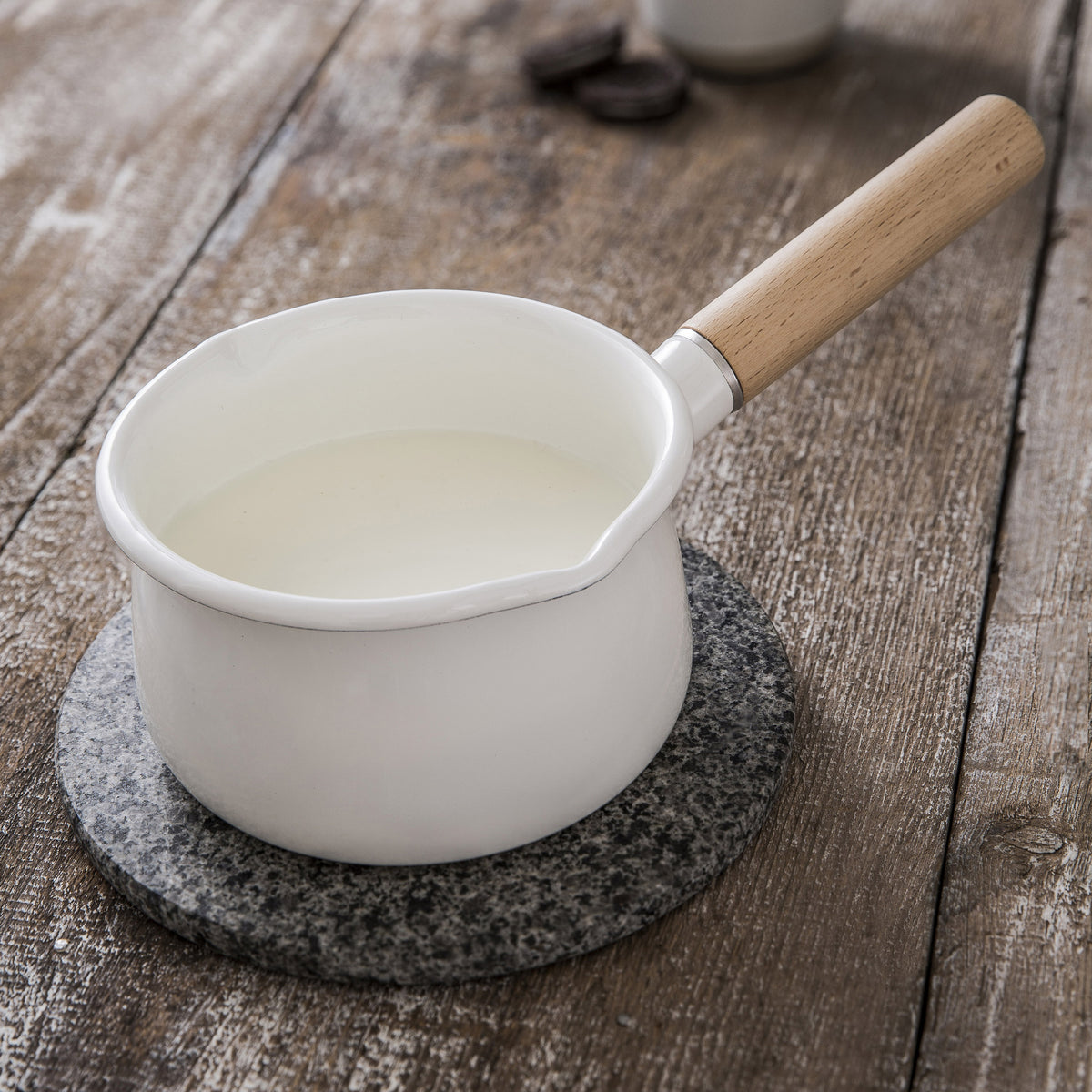 Enamel Milk Pan, Beechwood Handle