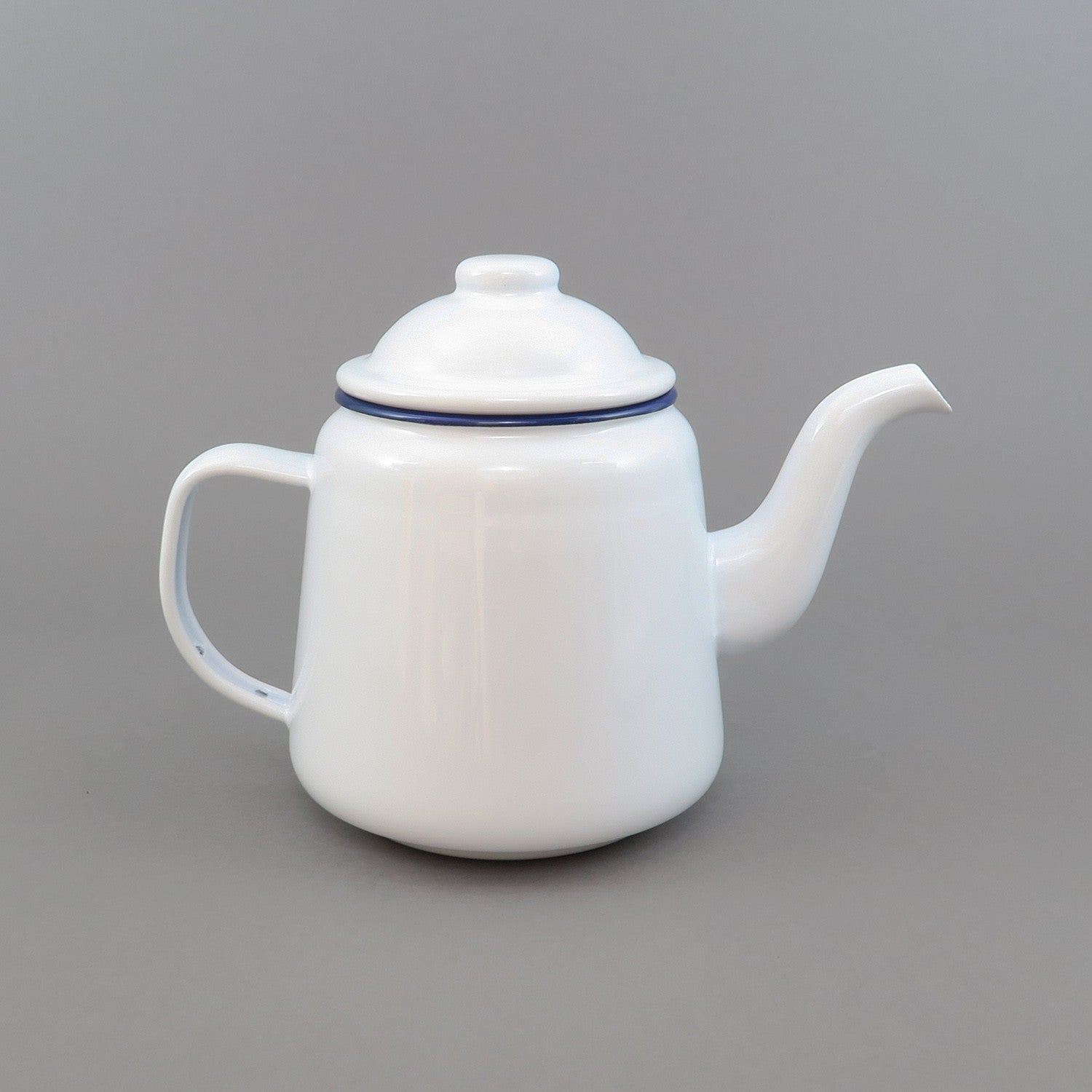 Falcon Enamel Teapots