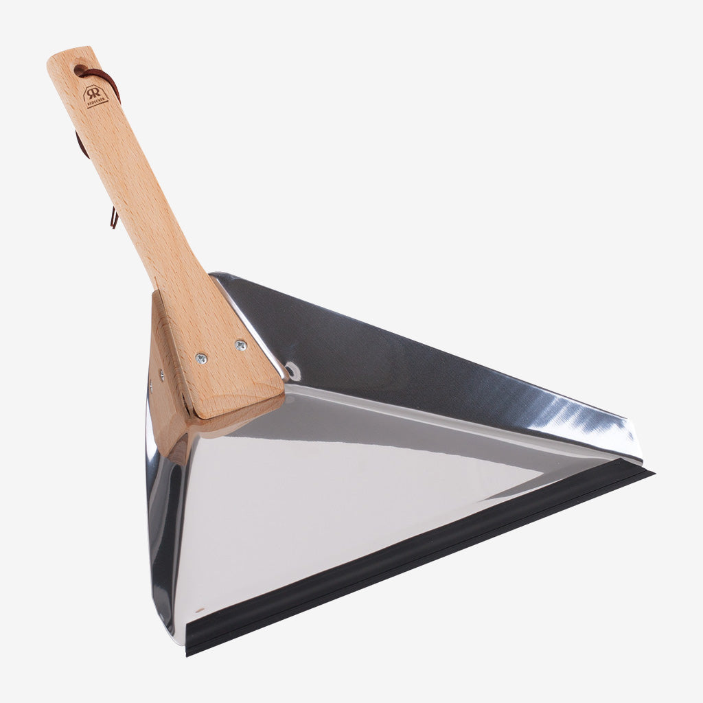 Delta Dustpan