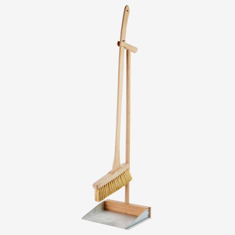 Upright Lobby Dustpan &amp; Brush